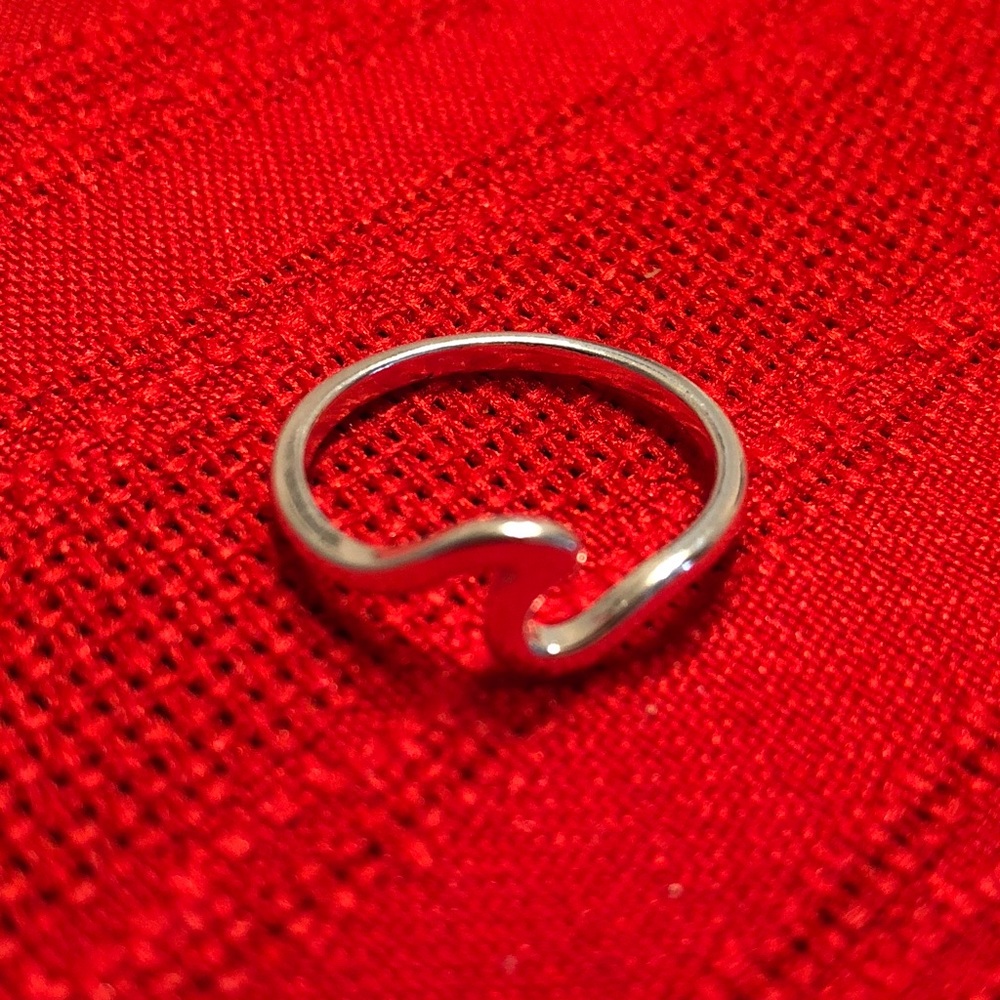 Silver Wave Ring